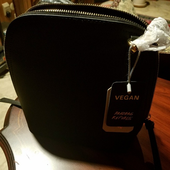 small purse - Picture 2 of 3